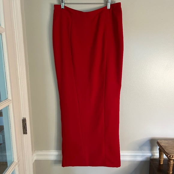 HOUSE OF CB Nayara Red Rose Maxi Skirt Size M - Picture 4 of 11